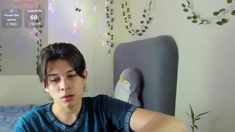 Snapshot of felix_leex chatting on February 2025 08:32:01 PM Felix leex online show from February 2025 08:32:01 PM