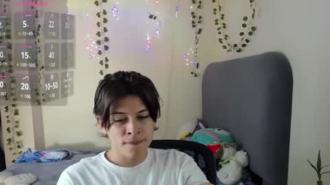 Snapshot of felix_leex chatting on February 2025 07:45:02 PM Felix leex online show from February 2025 07:45:02 PM