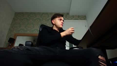 FelixStark online show from October 2025 04:13:02 AM