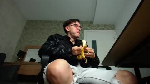 FelixStark online show from October 2025 04:20:02 AM