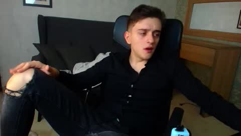 FelixStark online show from November 2025 05:21:01 AM