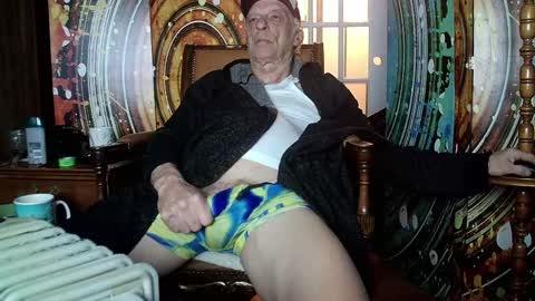 Snapshot of fellatioauto chatting on February 2025 05:58:01 AM hungnsexy online show from February 2025 05:58:01 AM