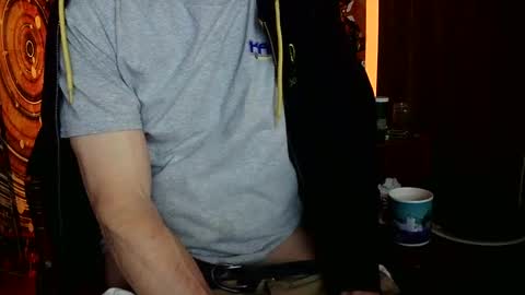 Snapshot of fellatioauto chatting on February 2025 09:49:01 AM hungnsexy online show from February 2025 09:49:01 AM