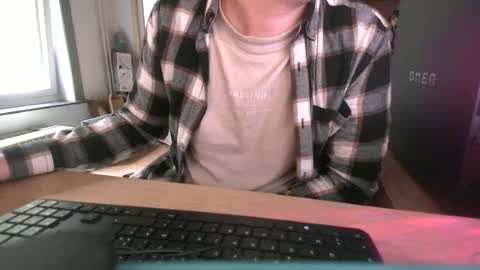 Snapshot of fem_alice_louis_dom chatting on June 2026 05:26:02 PM fem_alice_louis_dom online show from June 2026 05:26:02 PM