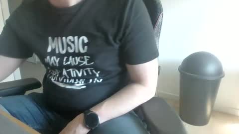 Snapshot of fem_alice_louis_dom chatting on June 2026 02:27:02 PM fem_alice_louis_dom online show from June 2026 02:27:02 PM