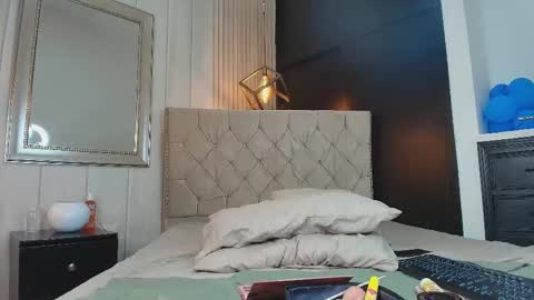 Snapshot of femboy_max chatting on September 2025 12:27:02 PM Femboy Max online show from September 2025 12:27:02 PM