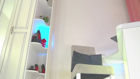 Snapshot of femdomheels chatting on January 2025 02:51:01 PM femdomheels online show from January 2025 02:51:01 PM