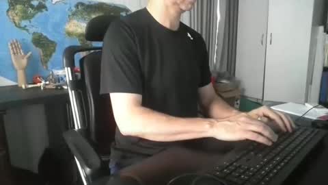 Snapshot of femdomsubby chatting on December 2024 09:48:01 PM femdomsubby online show from December 2024 09:48:01 PM