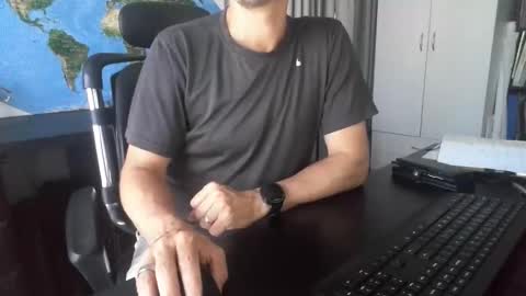 Snapshot of femdomsubby chatting on January 2025 08:01:01 AM femdomsubby online show from January 2025 08:01:01 AM