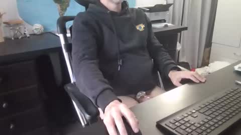 Snapshot of femdomsubby chatting on October 2025 04:24:01 AM femdomsubby online show from October 2025 04:24:01 AM