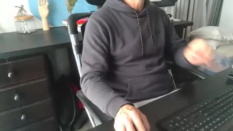 Snapshot of femdomsubby chatting on November 2025 03:45:01 AM femdomsubby online show from November 2025 03:45:01 AM