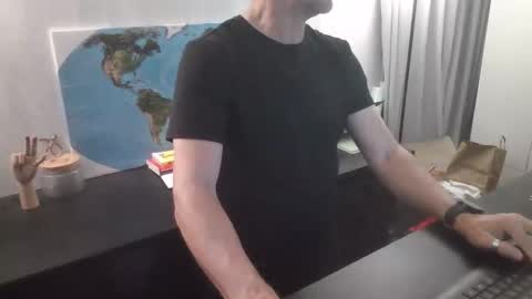 Snapshot of femdomsubby chatting on February 2026 09:17:01 AM femdomsubby online show from February 2026 09:17:01 AM