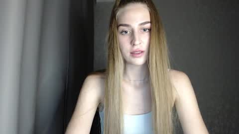 Femke online show from January 2025 07:56:02 PM