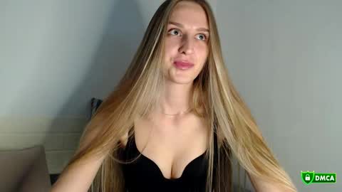 Femke online show from September 2025 07:08:02 PM