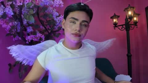 Snapshot of femnoa chatting on February 2026 03:54:01 AM Noa online show from February 2026 03:54:01 AM