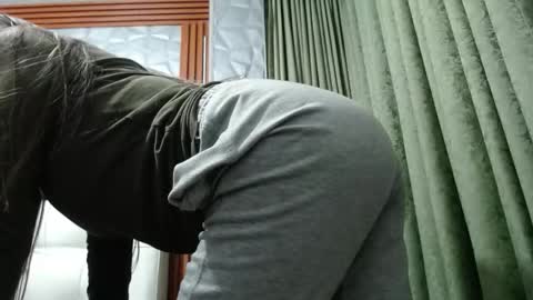 Alejandra online show from October 2025 11:38:02 PM