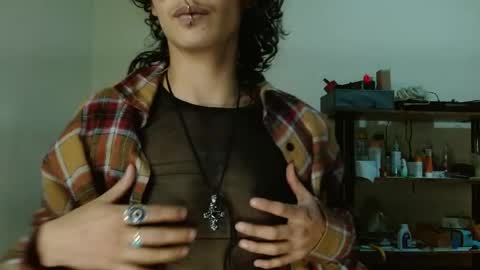 Fenix online show from April 2026 01:09:02 AM