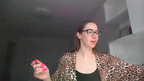 Snapshot of feraliss chatting on April 2026 01:52:01 PM feraliss online show from April 2026 01:52:01 PM