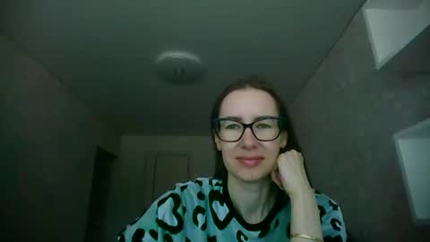 feraliss online show from May 2026 09:14:02 AM