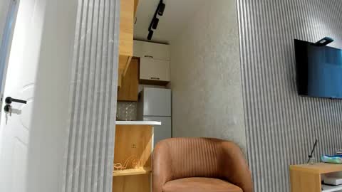 Snapshot of ferdina18 chatting on January 2026 10:53:02 AM Leya online show from January 2026 10:53:02 AM