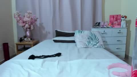 Snapshot of fernanda_151 chatting on February 2026 01:37:02 AM fernanda_151 online show from February 2026 01:37:02 AM