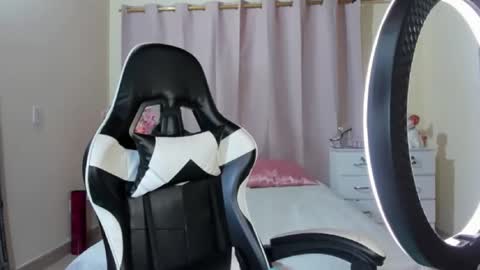 Snapshot of fernanda_151 chatting on February 2026 02:30:01 AM fernanda_151 online show from February 2026 02:30:01 AM