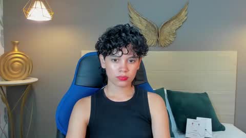 F E R N A N D A online show from February 2025 03:51:02 PM