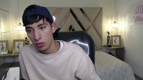 FER PHOENIX online show from December 2024 03:36:02 AM