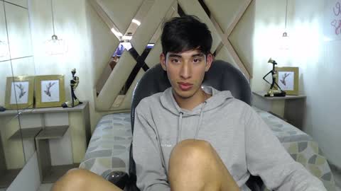 FER PHOENIX online show from January 2025 09:50:02 AM