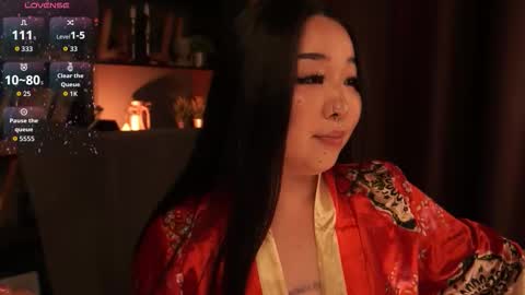 ferry_tail online show from October 2025 09:44:02 PM