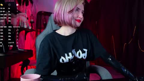 Rey online show from May 2026 06:02:02 PM