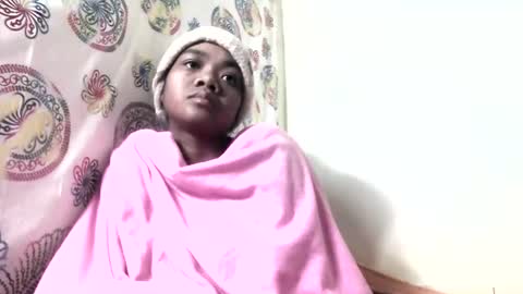 Snapshot of fetranialdy chatting on May 2026 04:28:02 AM fetranialdy online show from May 2026 04:28:02 AM