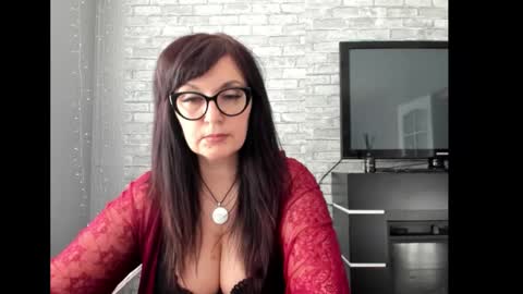 Snapshot of fey_bb chatting on February 2026 05:33:02 AM Milana online show from February 2026 05:33:02 AM