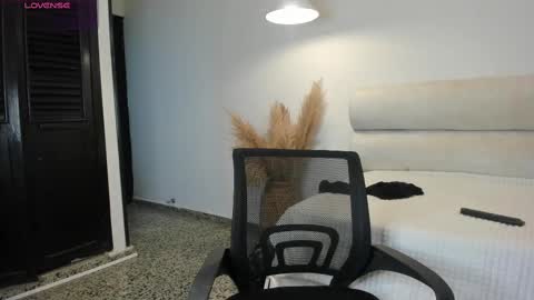 Freyja  online show from September 2025 01:41:02 AM