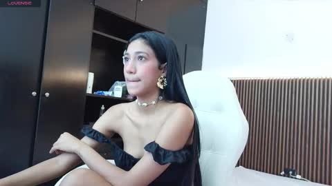 Snapshot of ffreyja_ chatting on February 2026 05:17:01 PM Freyja online show from February 2026 05:17:01 PM