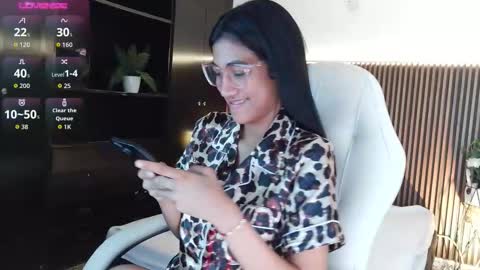 Snapshot of ffreyja_ chatting on February 2026 05:10:01 PM Freyja online show from February 2026 05:10:01 PM