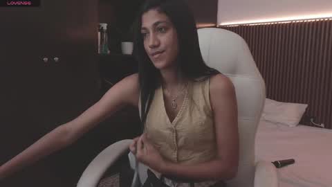 Snapshot of ffreyja_ chatting on April 2026 01:16:01 AM Freyja online show from April 2026 01:16:01 AM