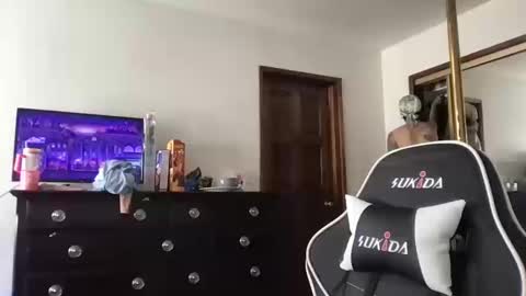 Snapshot of fgsammie chatting on October 2025 07:03:02 PM fgsammie online show from October 2025 07:03:02 PM