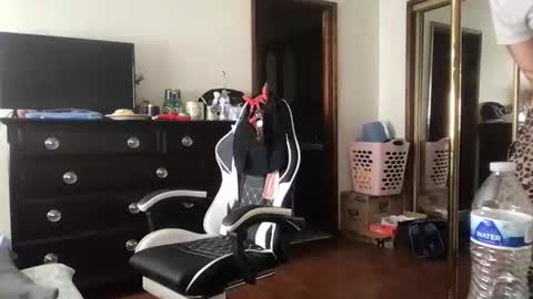 Snapshot of fgsammie chatting on November 2025 05:48:02 PM fgsammie online show from November 2025 05:48:02 PM