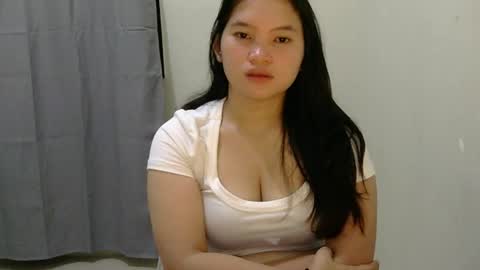 fhwilloughbyxx online show from June 2026 06:45:02 PM
