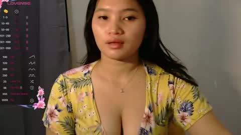 fhwilloughbyxx online show from July 2026 12:11:01 PM