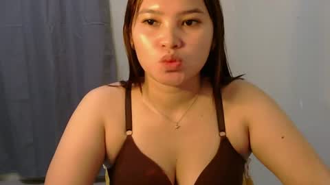 fhwilloughbyxx online show from July 2026 11:24:02 AM