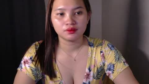 fhwilloughbyxx online show from July 2026 11:05:01 AM