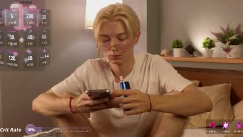 Thomas online show from September 2025 10:13:01 PM