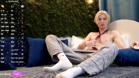 Thomas online show from November 2025 04:45:02 PM