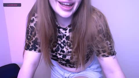 Mia online show from July 2026 10:21:02 AM