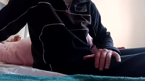 fifi010203 online show from February 2025 08:21:02 AM