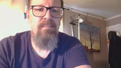 Snapshot of figuredraw chatting on April 2026 10:30:02 PM figuredraw online show from April 2026 10:30:02 PM