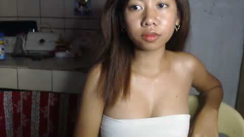 Snapshot of filipinawild_xx chatting on January 2025 04:20:01 PM marife online show from January 2025 04:20:01 PM