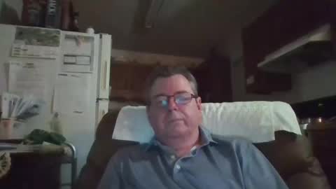 Snapshot of finderfiner chatting on March 2025 09:40:02 AM finderfiner online show from March 2025 09:40:02 AM